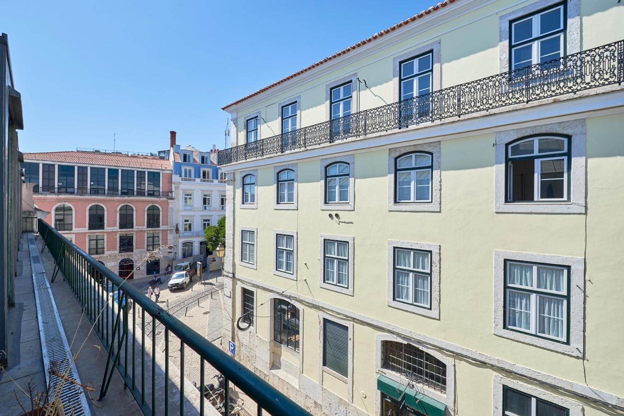 Casa Portuguesa Carmo Apartment ลิสบอน ภายนอก รูปภาพ