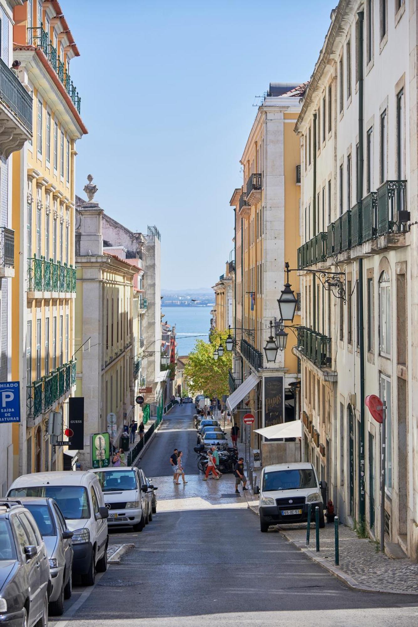 Casa Portuguesa Carmo Apartment ลิสบอน ภายนอก รูปภาพ
