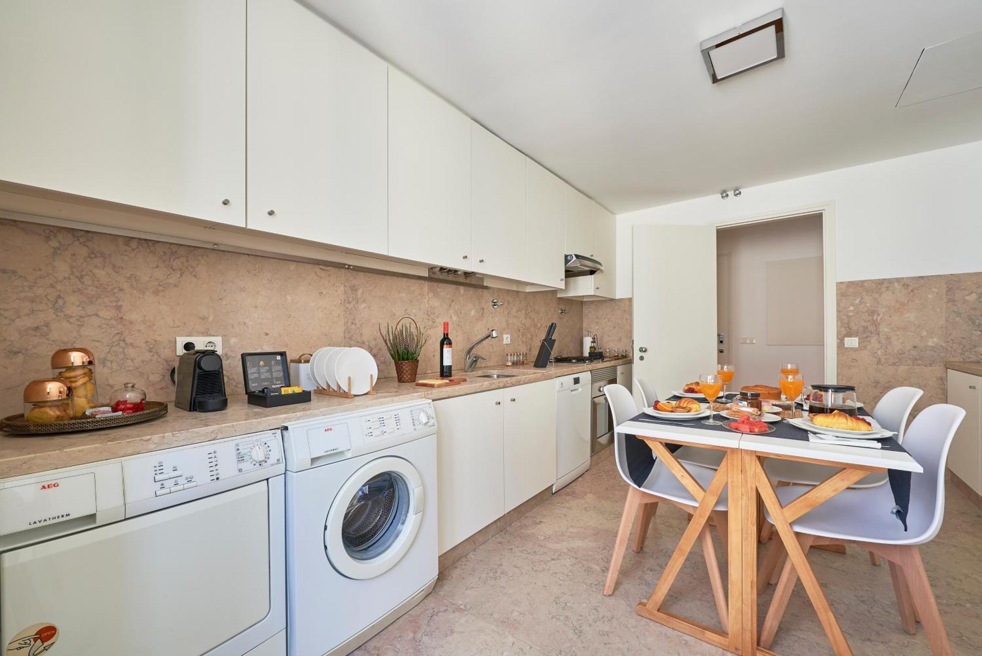 Casa Portuguesa Carmo Apartment ลิสบอน ภายนอก รูปภาพ