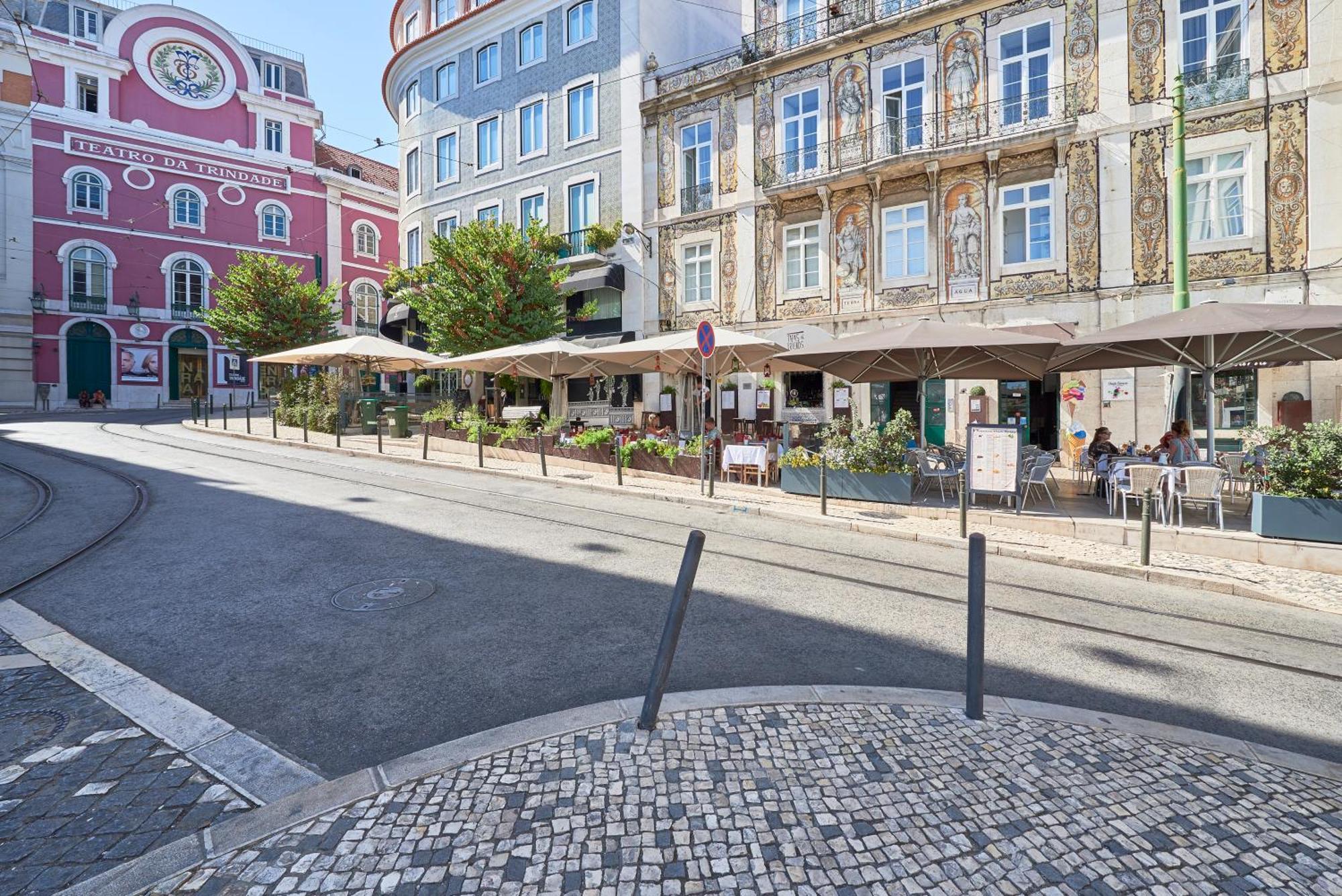 Casa Portuguesa Carmo Apartment ลิสบอน ภายนอก รูปภาพ